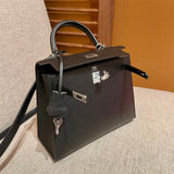  tote bag interior and compartment view 9