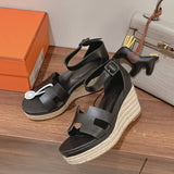 Hermes shoes Style 263 - top view showing design