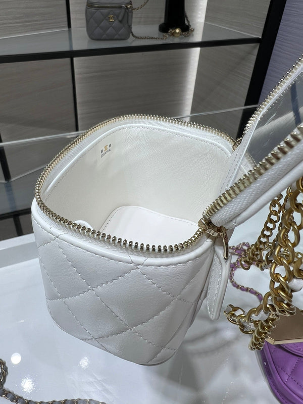 Zivas Charm Contemporary Flair Designer Handbag (Everyday Luxury Essential) – Lifestyle Shot