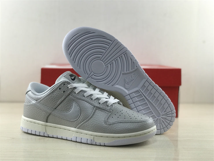 Nike fresh white-and-black luxury sneakers view 11 streetwear statement look