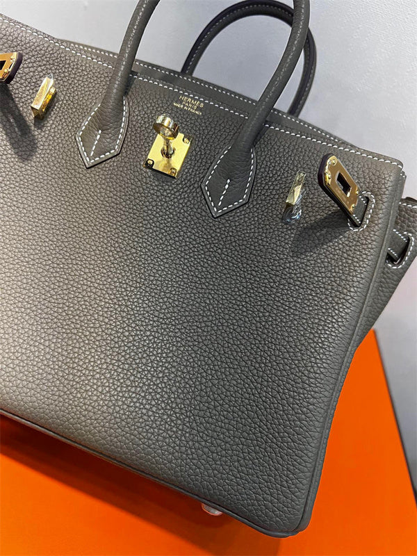  carryall bag close-up of hardware and finish
