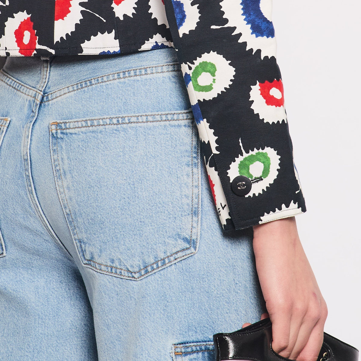 Chanel Jackets? Chanel 97S Black Cropped Cotton Twill Jacket With Multi-Colour Abstract Print Detail FR 42 (UK 14) Stylish Everyday Designer Outerwear