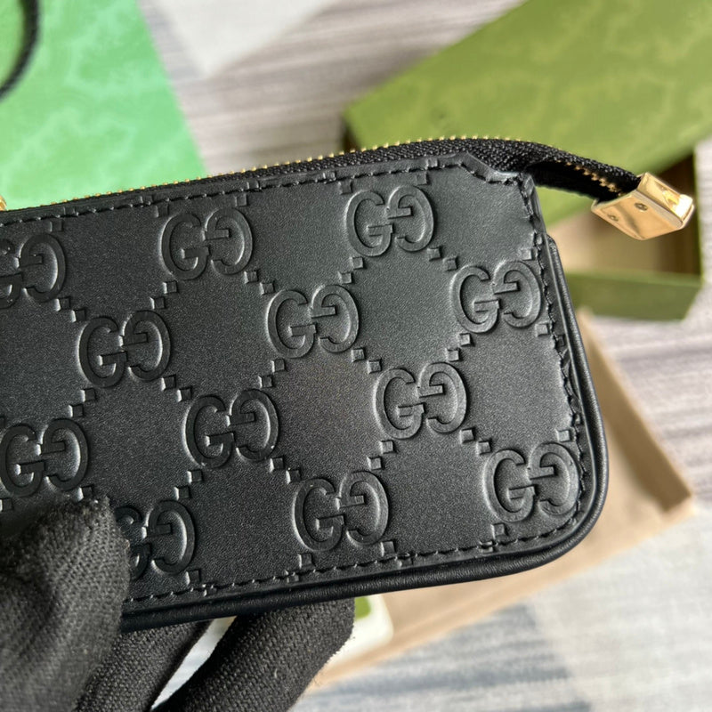 Interior view of smart premium bag