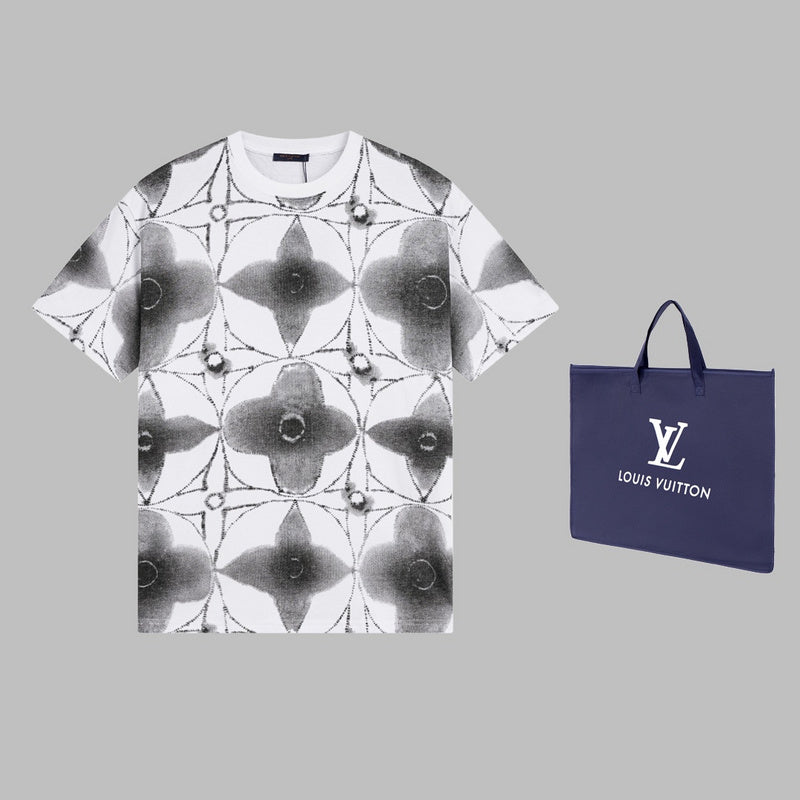 Front view of Louis Vuitton cotton t-shirt with everyday silhouette