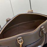 Refined tote bag front view 19