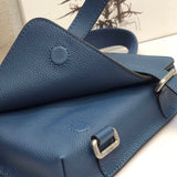 Ziva's Charm handbag – product shot (18cm*14cm*4.5cm)