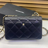  women's handbag, mid design, view 2