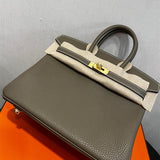  smart carryall bag detail view showing craftsmanship
