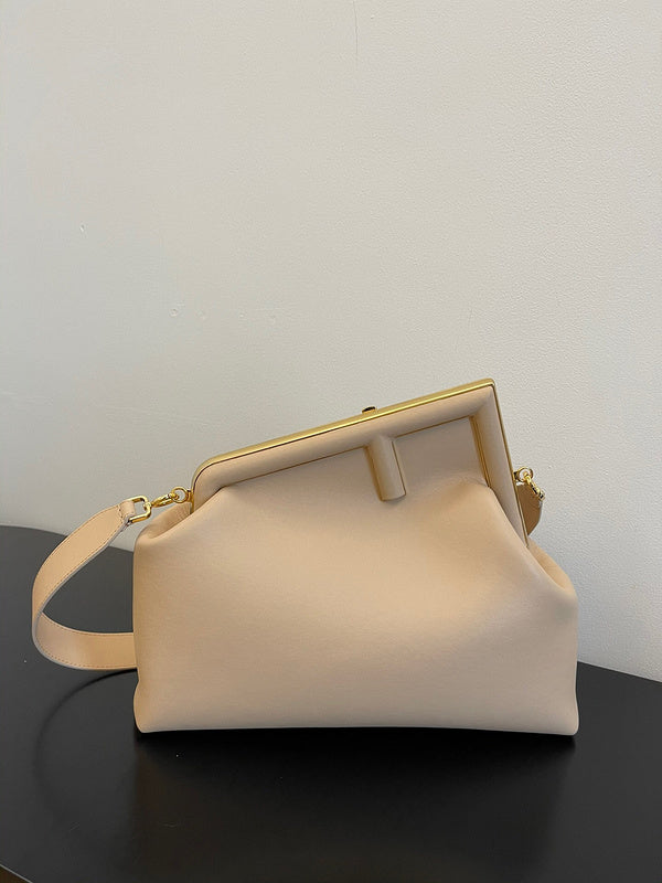 Ziva's Charm handbag – side angle view (26cm*9.5cm*18cm)