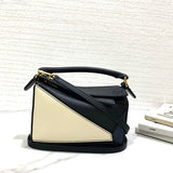 Ziva's Charm handbag – interior view (18cm*12cm*7cm)
