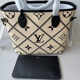 Side profile of structured modern women's handbag – women's premium purse