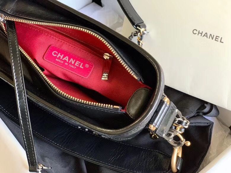  women's handbag, mid design, view 9