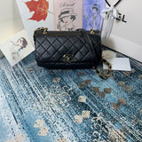  mid purse view 8