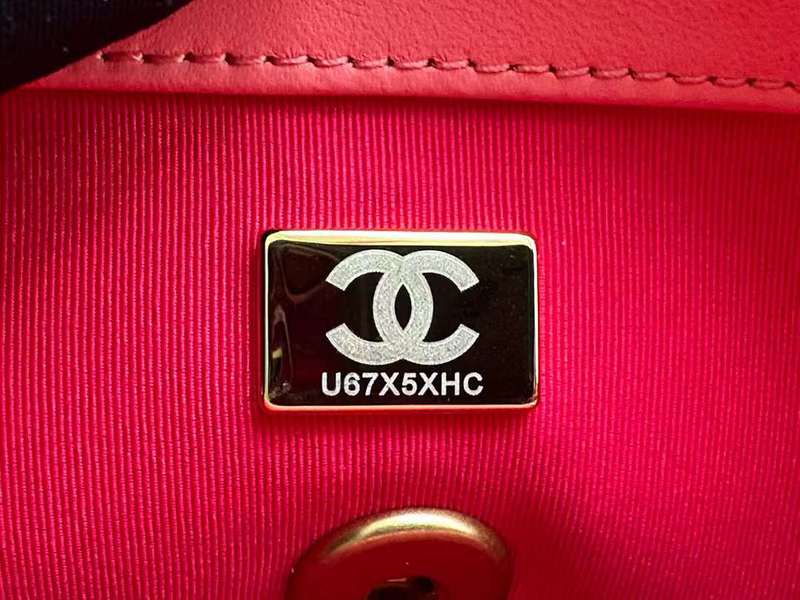 Zivas Charm Classic Sensibility Luxury Handbag (Thoughtfully Structured Design) – Angled View