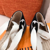Louis Vuitton shoes Style 289 - logo and branding close-up