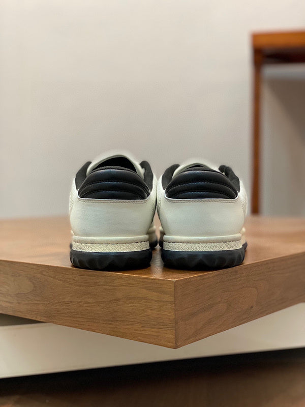 Gucci all-black luxury sneakers view 4 cushioned comfort fit