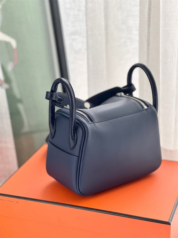  polished shoulder bag detail view showing craftsmanship 8