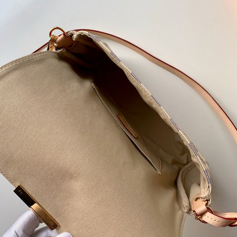 Front view of classic elevated women's handbag – women's everyday handbag