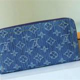  crossbody bag interior and compartment view