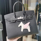  Versatile handbag front view 7