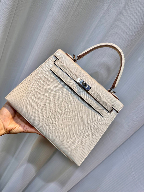  Minimalist everyday bag carried on shoulder 10