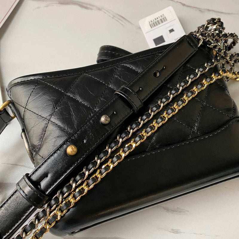  women's handbag, mid design, view 3