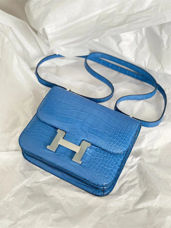 Close-up detail of versatile bag design