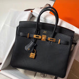 Streamlined handbag styled for everyday wear
