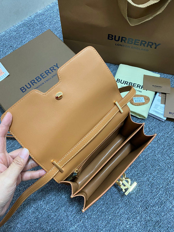 Understated Premium PU Leather Handbag - Understated Luxury Look | Women's Statement Accessory #1146 - hardware and detail close-up (image 5) of designer-inspired handbag