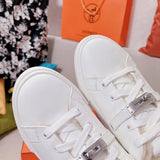 Hermes shoes Style 256 - top view showing design