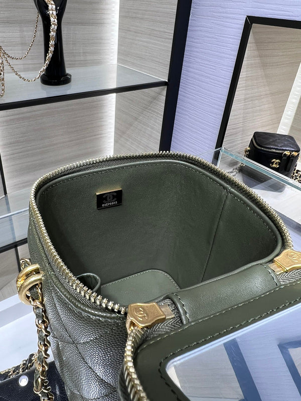 Zivas Charm Effortless Sophistication Designer Handbag (Everyday Luxury Essential) – Side Profile