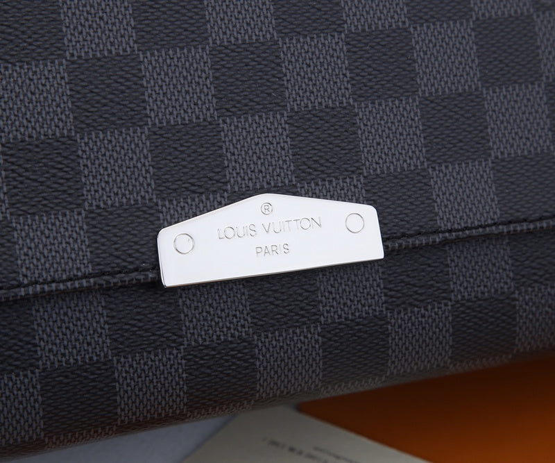 Front view of everyday-luxe signature women's handbag – women's statement bag
