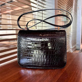  Everyday tote bag front view 7