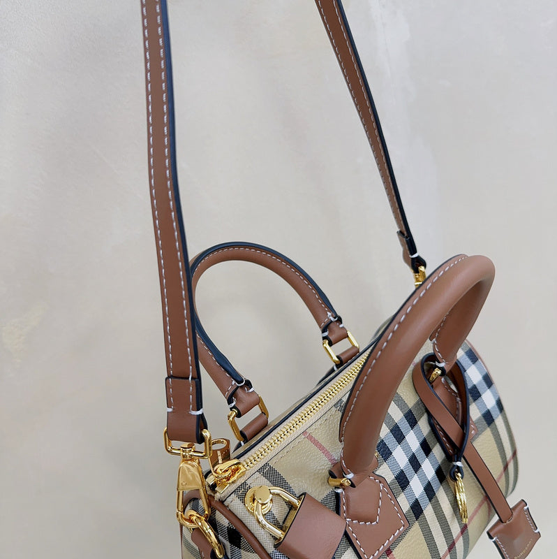 Refined Vegan Leather Handbag - Modern Structured Build | Women's Fashion Handbag #1086 - hardware and detail close-up (image 5) of designer-inspired handbag