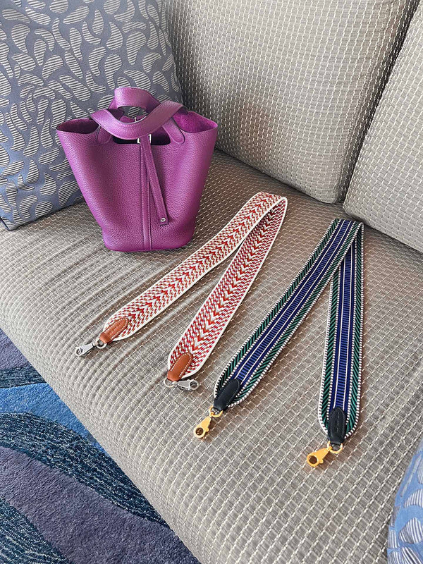 Tailored bag women's premium everyday handbag
