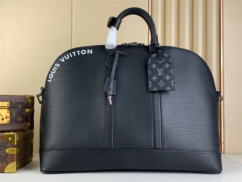  understated shoulder bag detail view showing craftsmanship