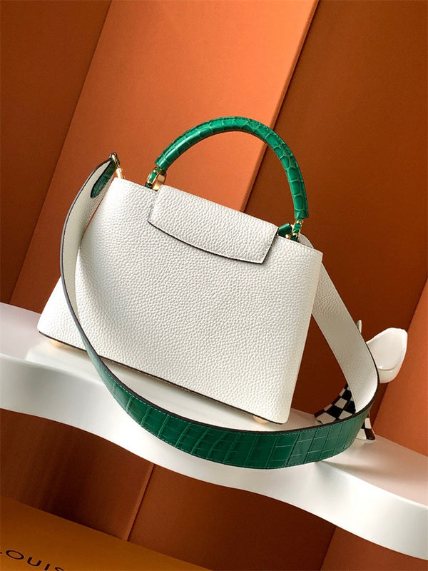  essential everyday bag detail view showing craftsmanship 50