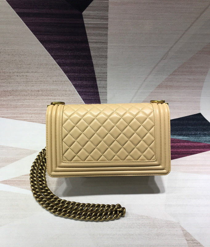  handbag, mid everyday style, image 3