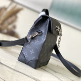  top-handle bag interior and compartment view