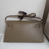  satchel interior and compartment view