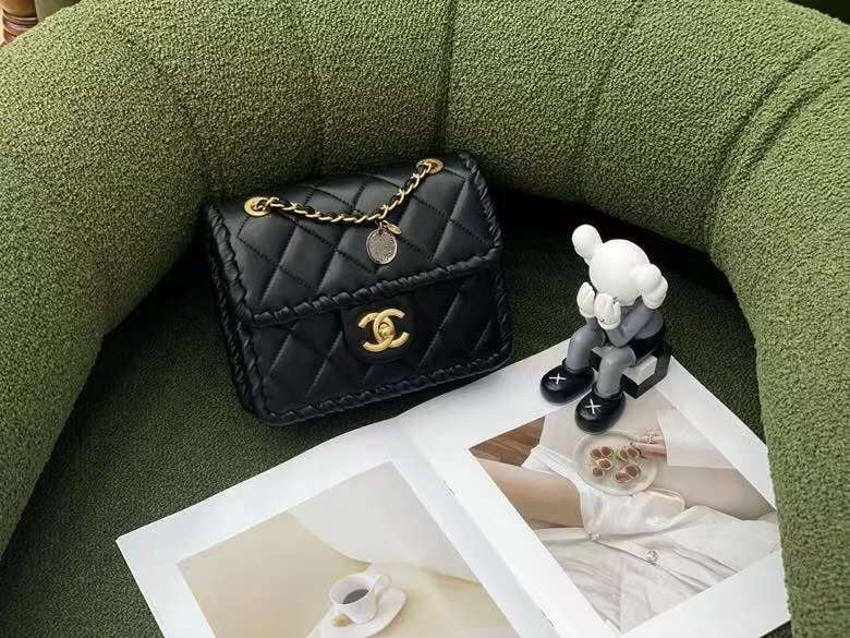  versatile purse view 3