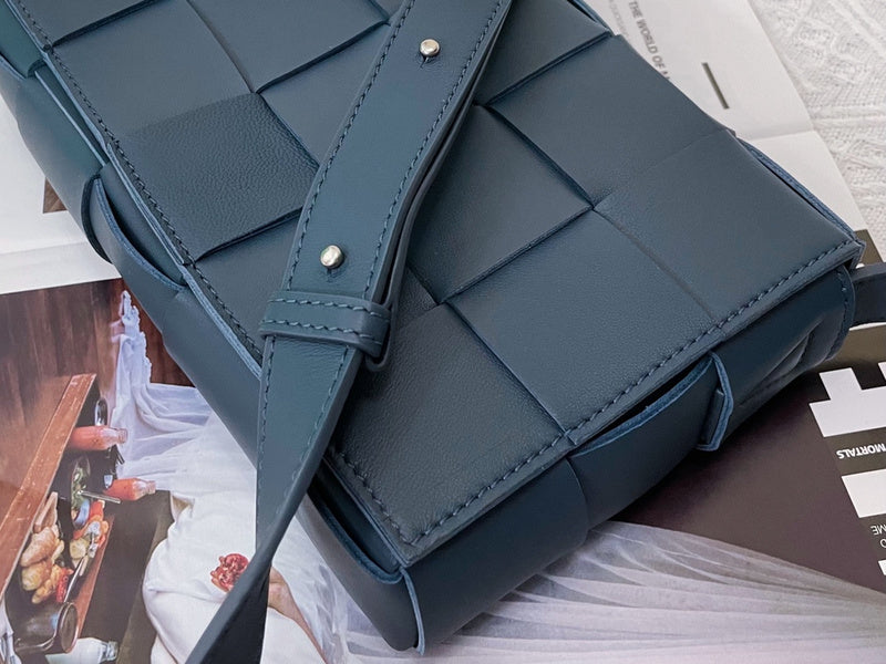 Understated Premium PU Leather Handbag - Refined Silhouette | Women's Luxury Handbag #1624 - back view (image 4) of designer-inspired handbag