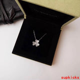 Front view of Van Cleef & Arpels unisex jewelry piece