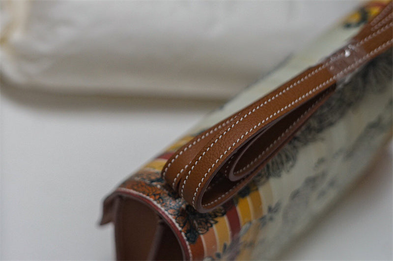 Interior view of smart premium bag