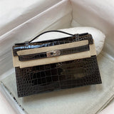  carryall bag close-up of hardware and finish 35