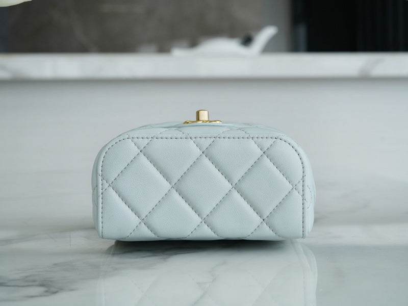  compact purse view 3
