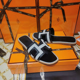 Hermes sandals Style 045 - top view showing design