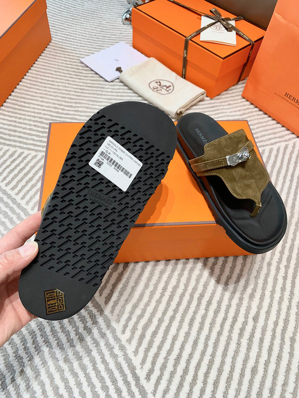 Hermes sandals Style 220 - logo and branding close-up