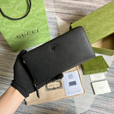 Side profile of modern structured women's handbag – women's designer-style accessory