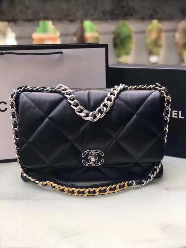  spacious purse view 2